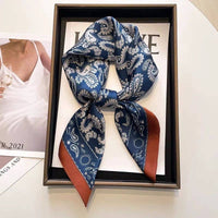 D-364 Scarf silk touch 70x70 paisley pattern: Rust
