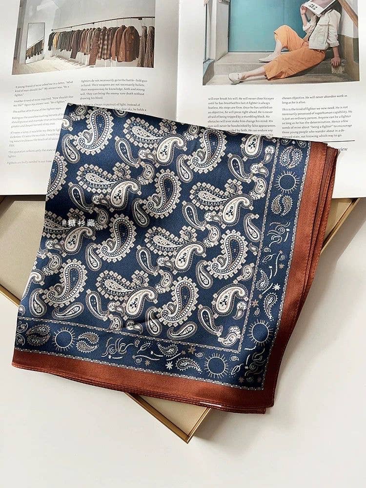 D-364 Scarf silk touch 70x70 paisley pattern: Rust