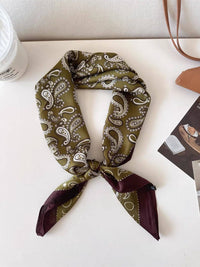 D-364 Scarf silk touch 70x70 paisley pattern: Rust