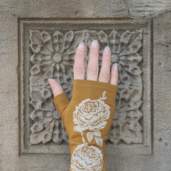 KATE WATTS Gloves Vintage Rose