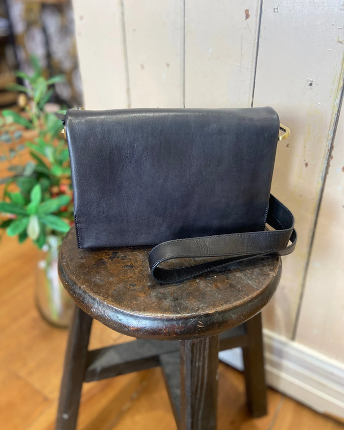 COSGROVE & CO. Caitlen Black
