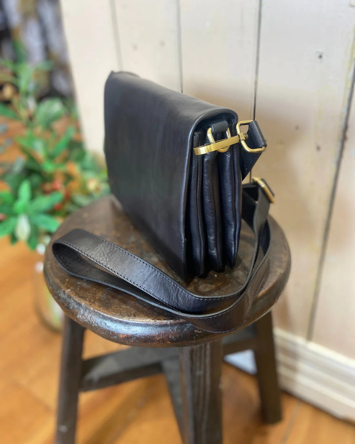 COSGROVE & CO. Caitlen Black