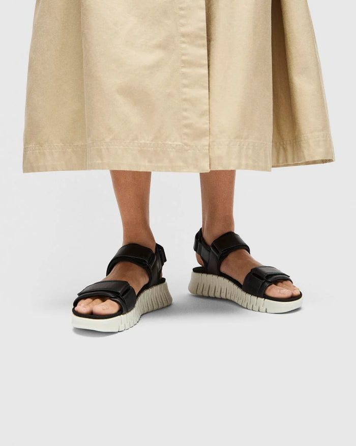 ECCO Gruuv Sol Sandal Black