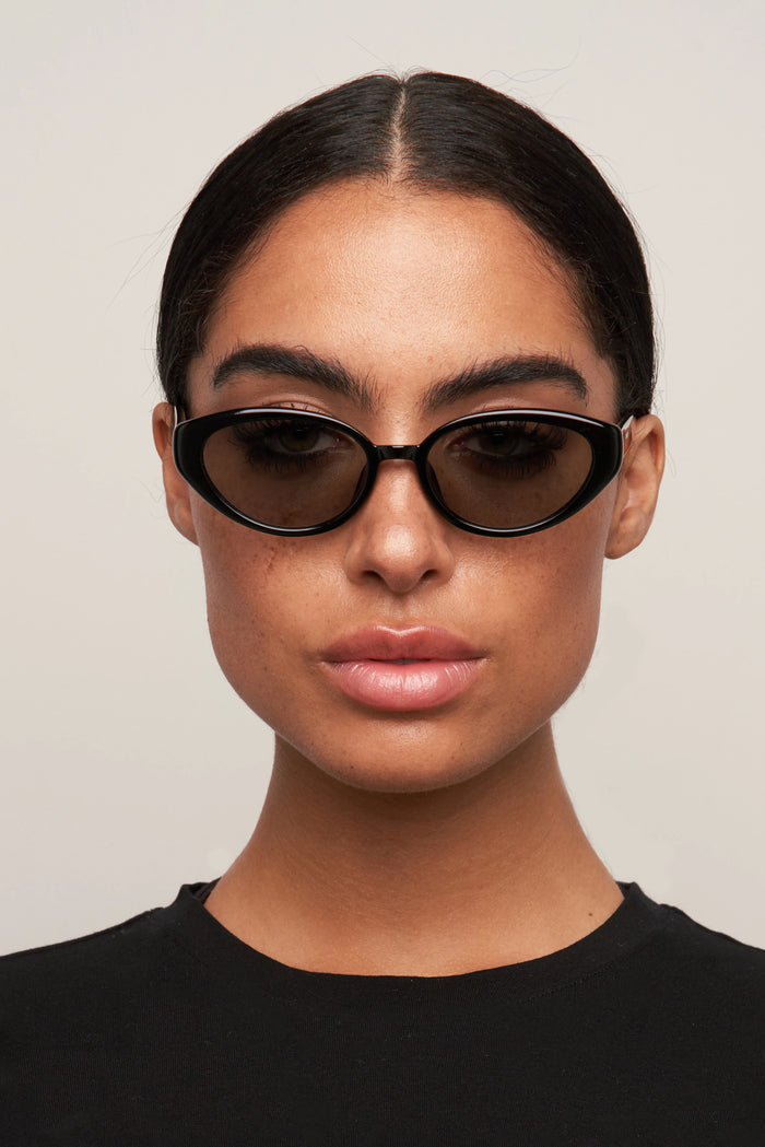 OTRA Greta Blk/Smoke