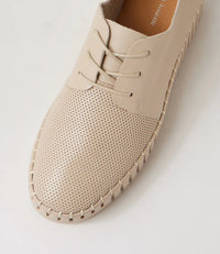 DJANGO & JULIETTE Batu Almond/Almond