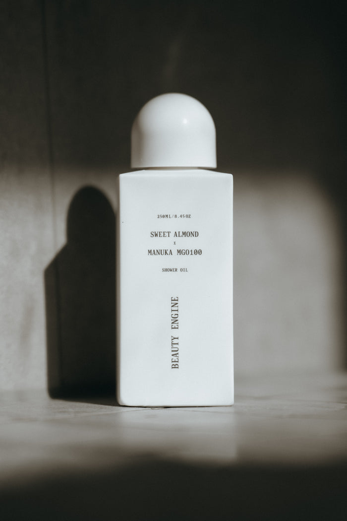 BEAUTY ENGINE Sweet Almond & Manuka Shower Oil