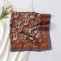 D-364 Scarf silk touch 70x70 paisley pattern: Rust