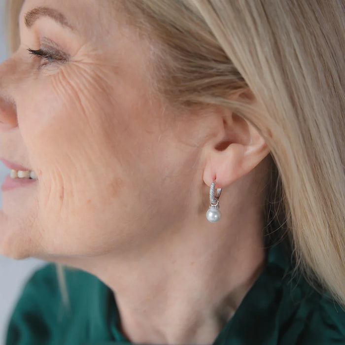 SIMPLY ITALIAN Pearl Huggie Earrings